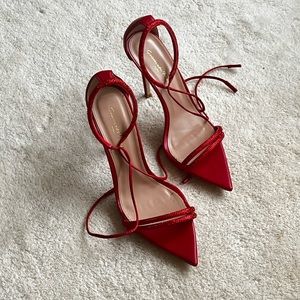 Gianvitto Rossi Red Heels (Size 6 / 37, Excellent Condition)